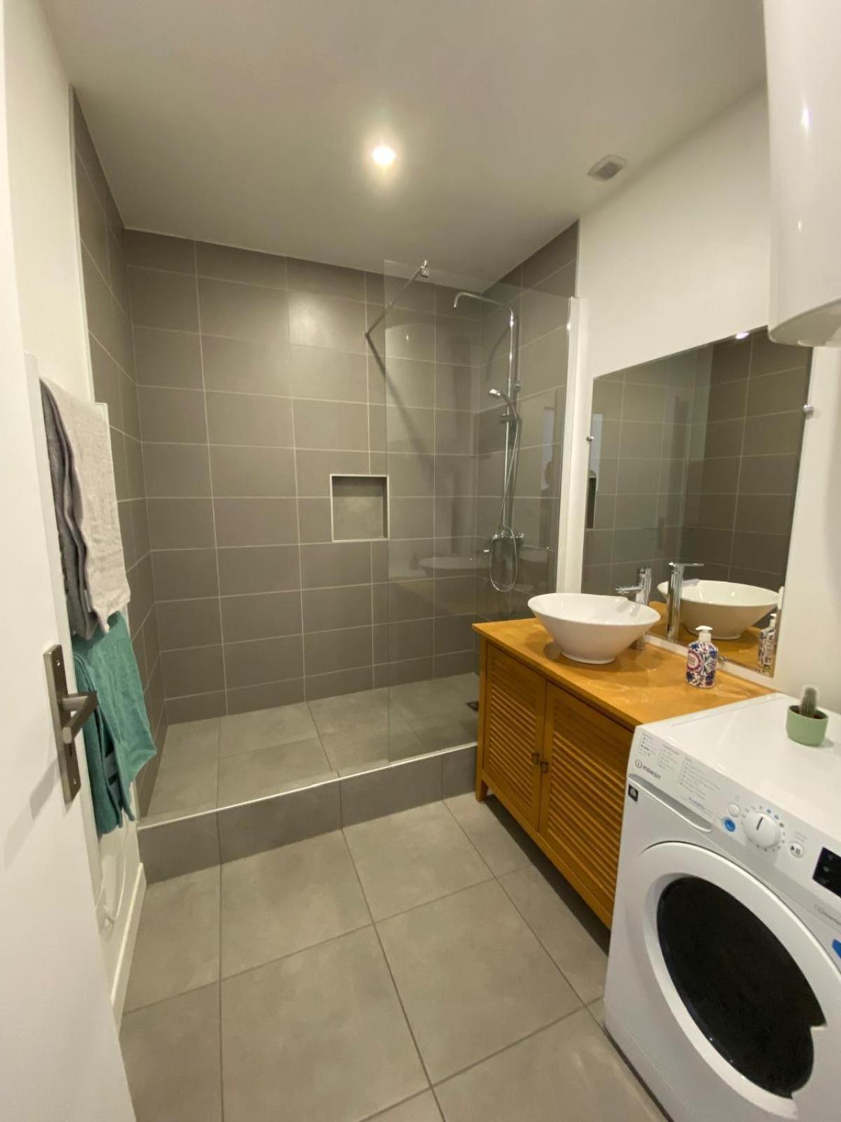 Family House - Centre Gare Apartment Roanne Exterior foto