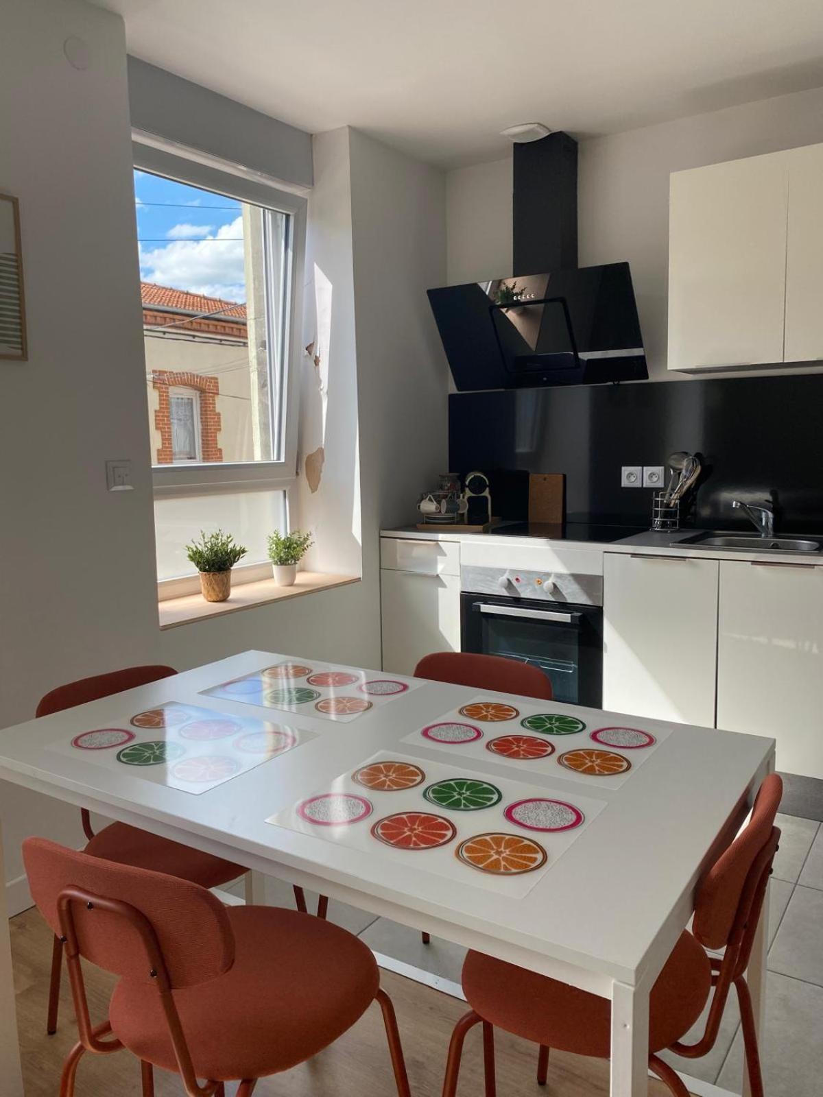 Family House - Centre Gare Apartment Roanne Exterior foto